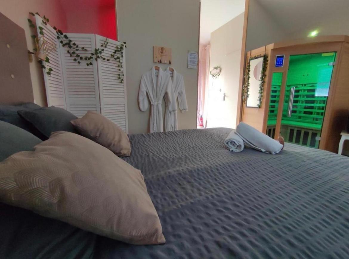 Bed and Breakfast Le Cocoon D'Emy Louvetot Esterno foto